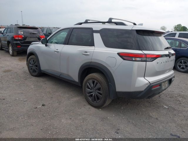 5N1DR3BC6NC241692 Nissan Pathfinder Sv 4wd