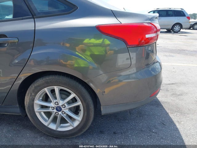 1FADP3F26GL207417 Ford FOCUS SE