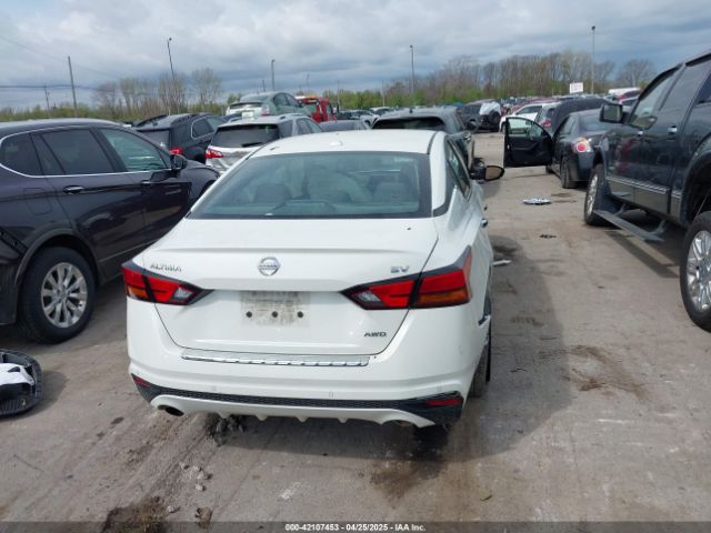 1N4BL4DW7MN372228 Nissan Altima Sv Intelligent Awd