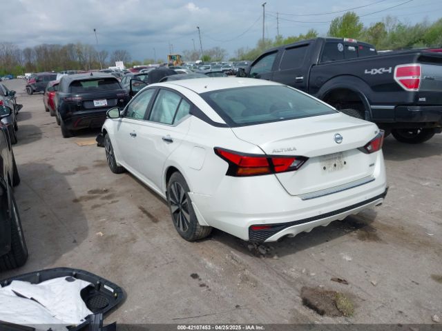 1N4BL4DW7MN372228 Nissan Altima Sv Intelligent Awd