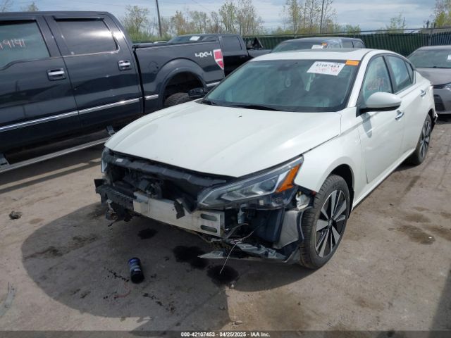 1N4BL4DW7MN372228 Nissan Altima Sv Intelligent Awd