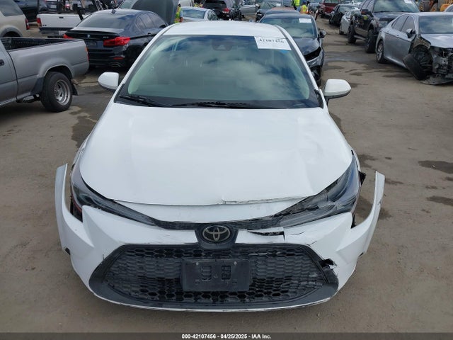 JTDEPRAE7LJ095929 Toyota COROLLA LE