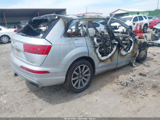 2017 AUDI Q7 WA1LAAF71HD004576 Photo 3