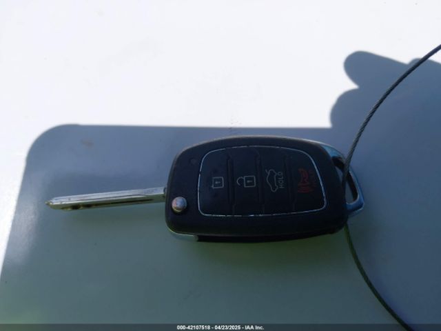 5NPE24AF2GH379283 Hyundai SONATA SE