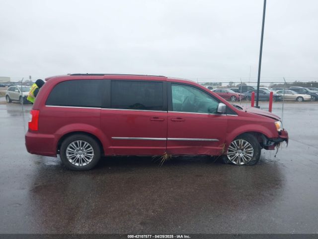 2C4RC1CGXFR674944 Chrysler Town & Country Touring-l