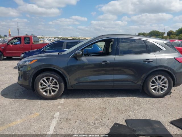 1FMCU0G60LUA08619 Ford ESCAPE SE