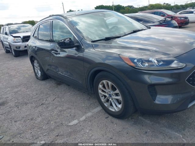 1FMCU0G60LUA08619 Ford ESCAPE SE