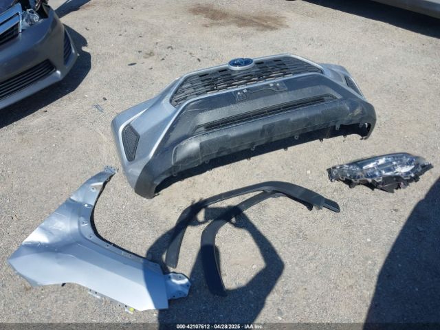 2T3F1RFV7MW238816 Toyota RAV4 LE