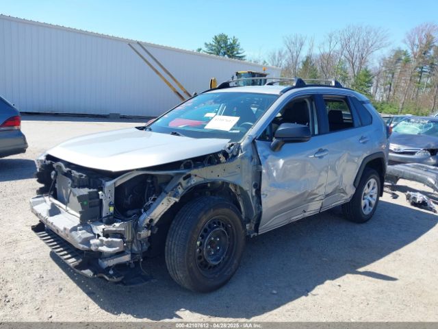 2T3F1RFV7MW238816 Toyota RAV4 LE