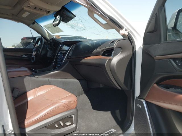 1GYS4BKJ1GR214364 Cadillac Escalade Luxury Collection
