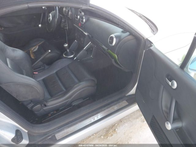 2001 AUDI TT TRUUT28N811000964 Photo 4