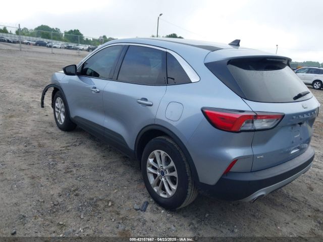 1FMCU0G61NUB15746 Ford ESCAPE SE