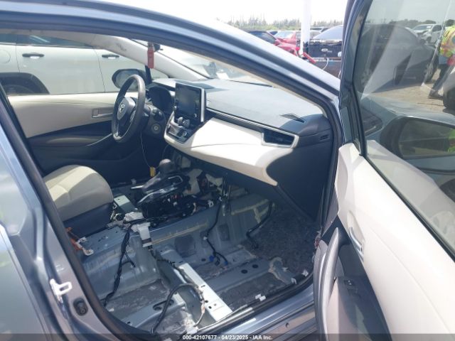 JTDEPRAE6LJ000342 Toyota COROLLA LE