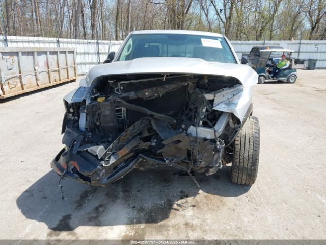 1C6RR7LT4FS732101 RAM 1500 Slt