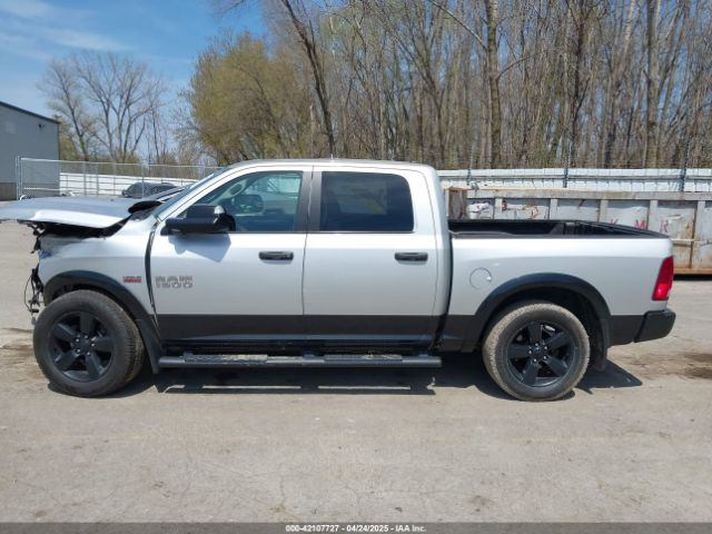 1C6RR7LT4FS732101 RAM 1500 Slt