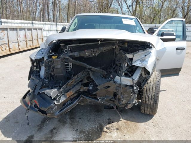 1C6RR7LT4FS732101 RAM 1500 Slt