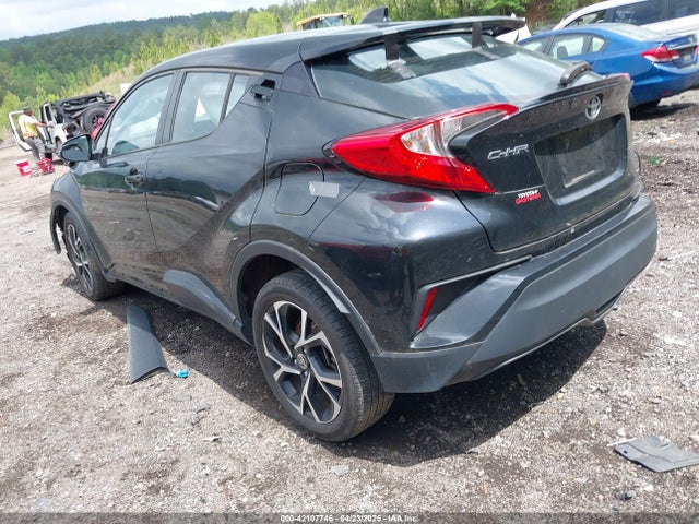 NMTKHMBX9NR142398 Toyota C-HR XLE