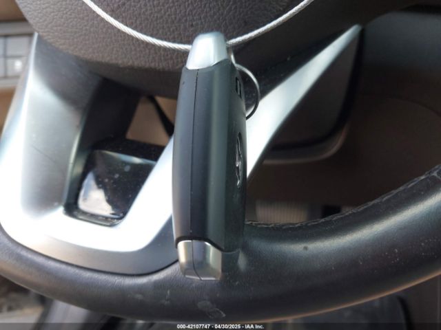 5NMS33AD8LH294786 Hyundai Santa Fe Sel