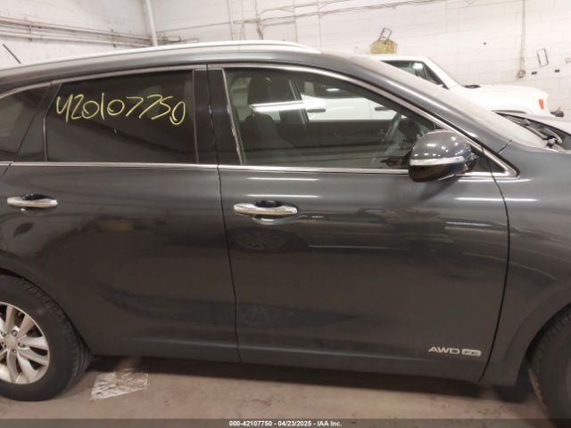 5XYPGDA50HG227092 KIA Sorento 3.3l Lx