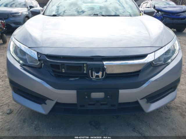 19XFC2F56JE201460 Honda Civic Lx