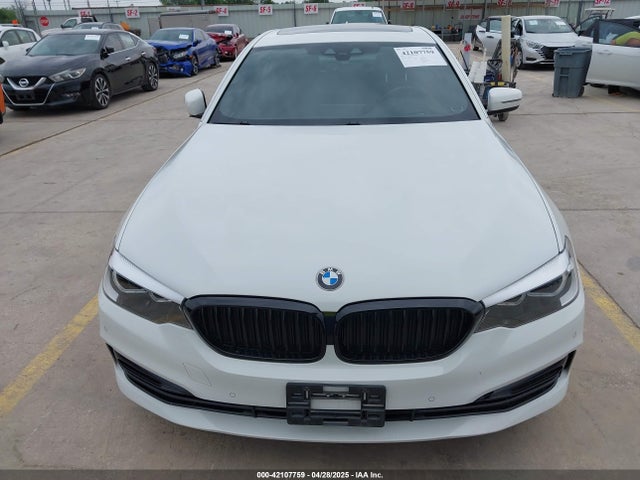WBAJA5C54JWA39338 BMW 2018