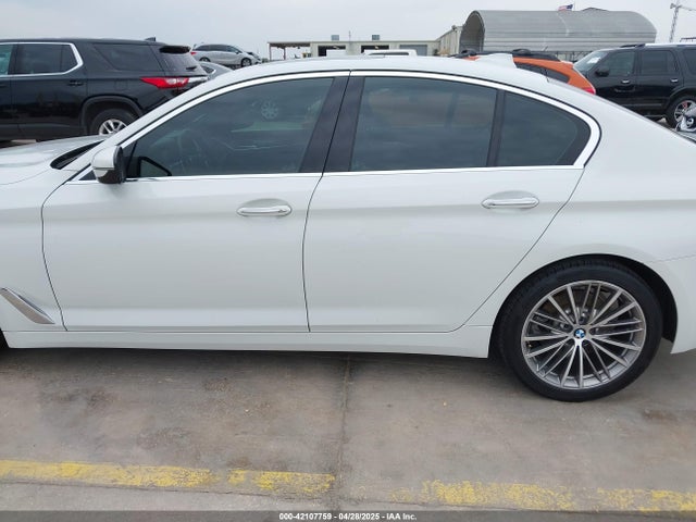 WBAJA5C54JWA39338 BMW 2018
