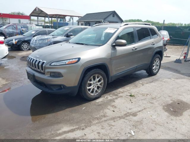 1C4PJMCS6GW242153 Jeep Cherokee Latitude