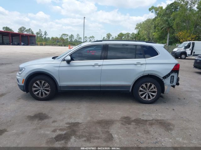 3VV3B7AX4JM188193 Volkswagen Tiguan 2.0t Se/2.0t Sel
