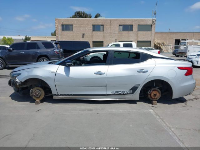 1N4AA6AP0JC374758 Nissan Maxima 3.5 Sv