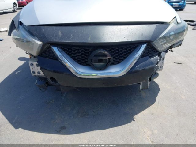 1N4AA6AP0JC374758 Nissan Maxima 3.5 Sv