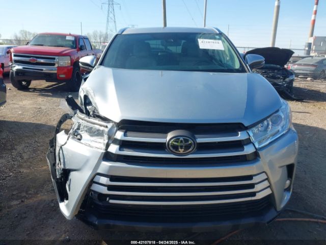 5TDJZRFH5JS527249 Toyota Highlander Xle