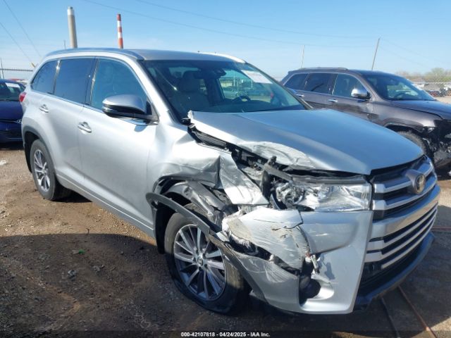 5TDJZRFH5JS527249 Toyota Highlander Xle
