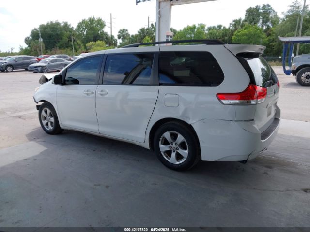 5TDKK3DC2ES513425 Toyota Sienna Le V6 8 Passenger