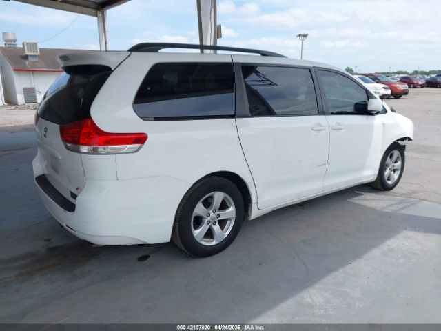 5TDKK3DC2ES513425 Toyota Sienna Le V6 8 Passenger