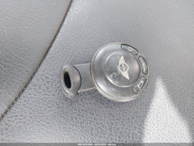 2009 MINI COOPER CLUBMAN WMWML335X9TX35532 Photo 10