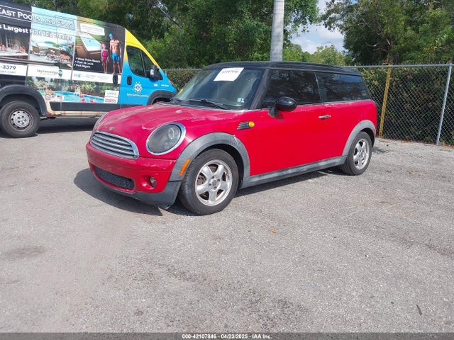 2009 MINI COOPER CLUBMAN WMWML335X9TX35532 Photo 1