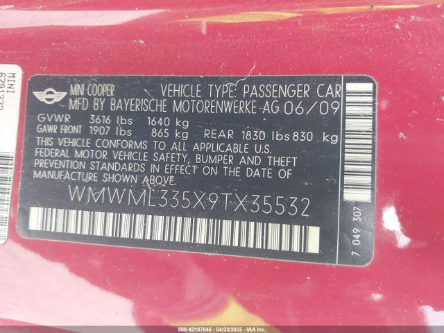 2009 MINI COOPER CLUBMAN WMWML335X9TX35532 Photo 8