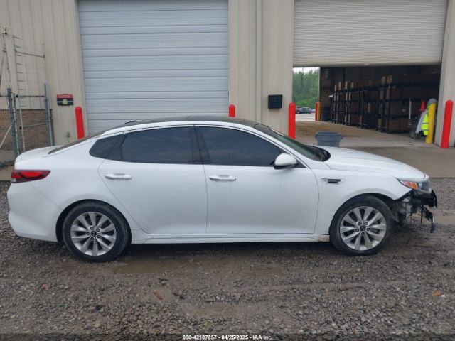 5XXGT4L3XJG246489 KIA Optima S
