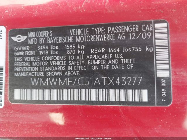 2010 MINI COOPER S WMWMF7C51ATX43277 Photo 8