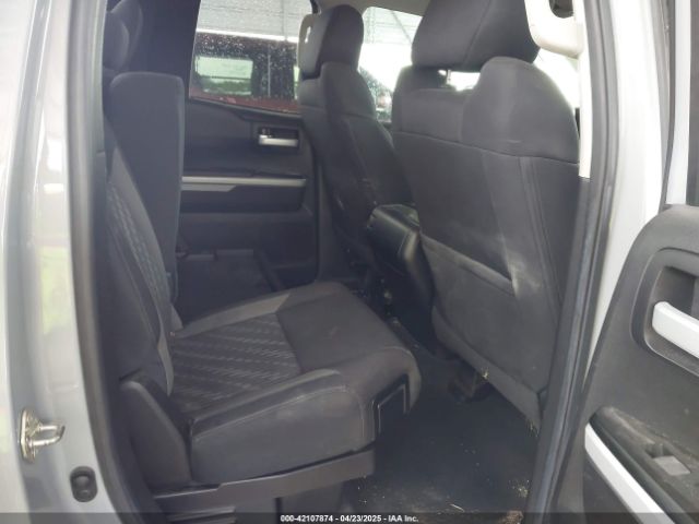 5TFUY5F12LX877897 Toyota Tundra Sr5