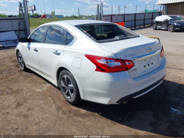 2017 NISSAN ALTIMA 1N4AL3AP9HC155901 Photo 2
