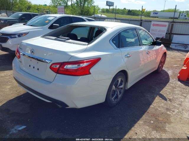 2017 NISSAN ALTIMA 1N4AL3AP9HC155901 Photo 3