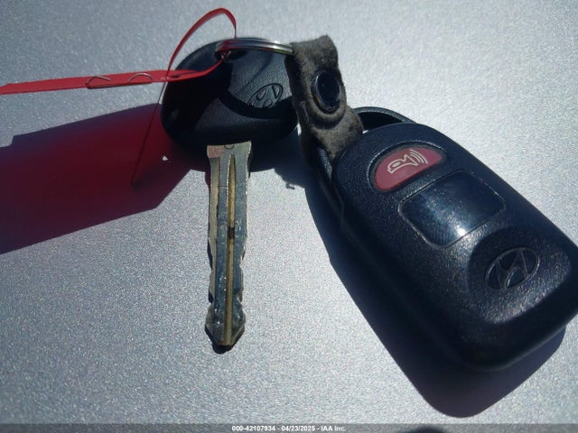 5NPDH4AE8FH612390 Hyundai ELANTRA SE