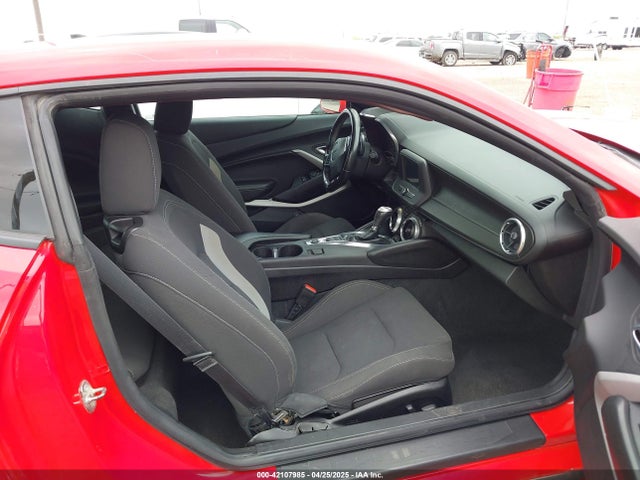 1G1FB1RXXJ0149133 Chevrolet Camaro 1lt