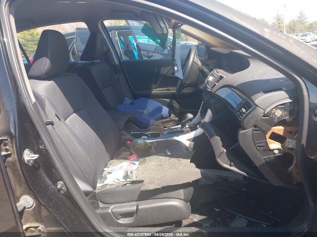 1HGCR2F35HA135823 Honda ACCORD LX