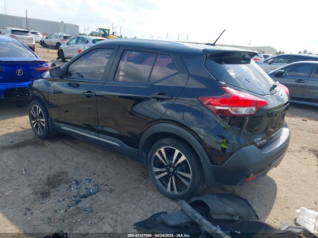 Nissan Kicks 2019 3N1CP5CU2KL528359 Image 3