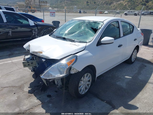 3N1CN7AP2JL820770 Nissan Versa 1.6 S+