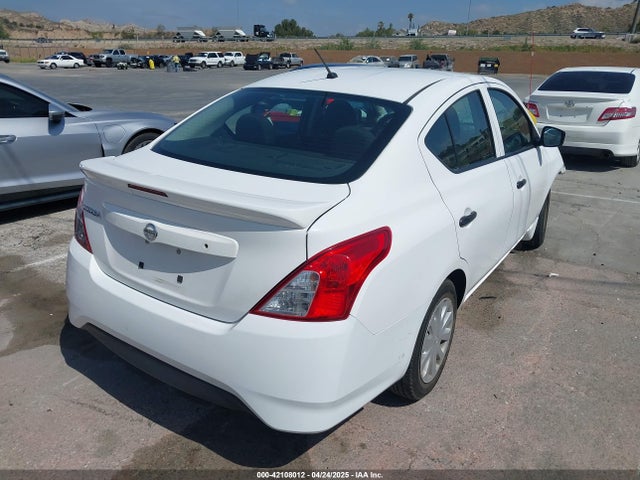3N1CN7AP2JL820770 Nissan Versa 1.6 S+