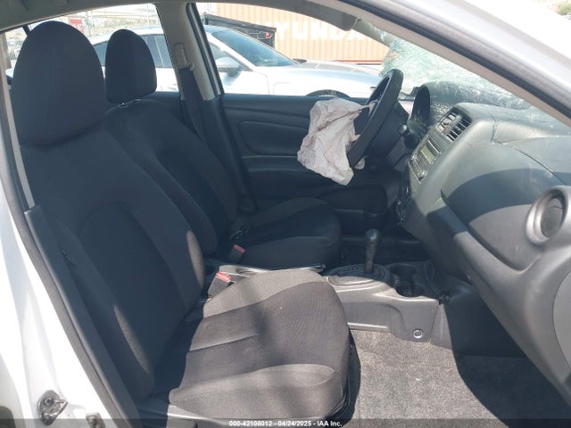 3N1CN7AP2JL820770 Nissan Versa 1.6 S+