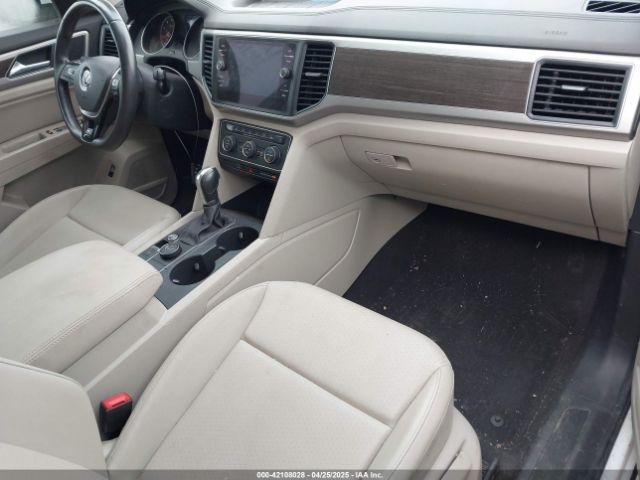 1V2XR2CA1KC512967 Volkswagen Atlas 3.6l V6 Se W/technology R-line
